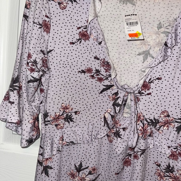 Tillys HIP sun dress - Picture 3 of 4